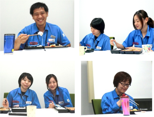 食べている人の写真