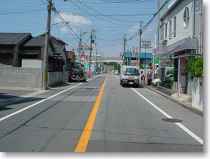旧西国街道(西昆陽2丁目)より西方画像