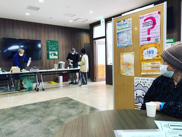 淹れたてコーヒー試飲会の様子