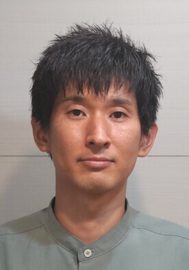 講師である安藤道人教授の写真