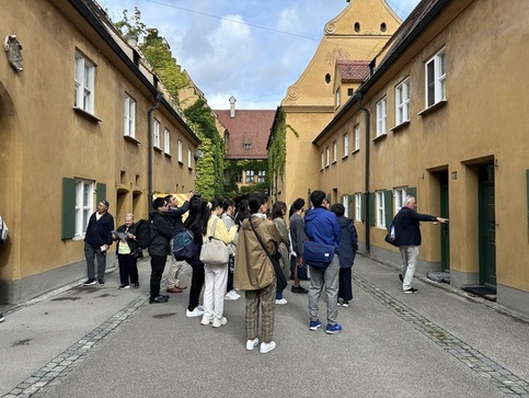 世界最古の社会住宅街フッガーライ