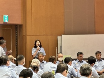 司会